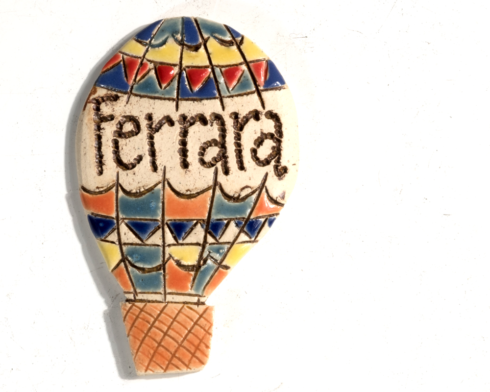 greta filippini oca ceramica artistica ferrara bomboniere regali personalizzati CALAMITA FERRARA mongolfiera